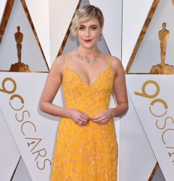 greta-gerwig-dress-oscars-2018